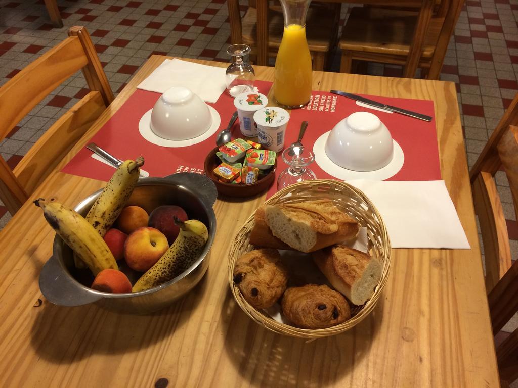 Hotel Le Tuc De L'Etang Boutx Dış mekan fotoğraf