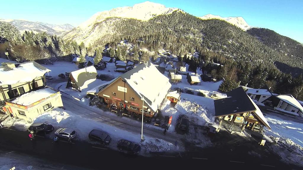 Hotel Le Tuc De L'Etang Boutx Dış mekan fotoğraf